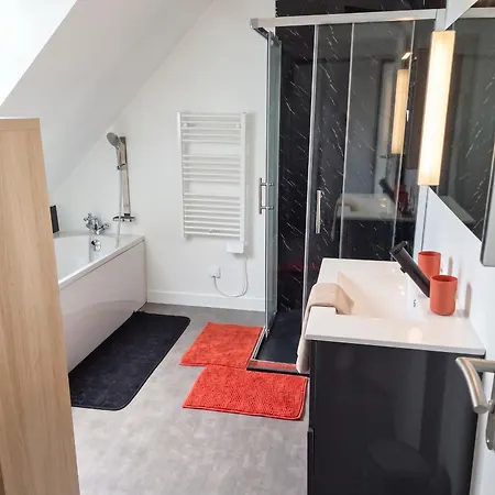 Maison De Avec 3 A *